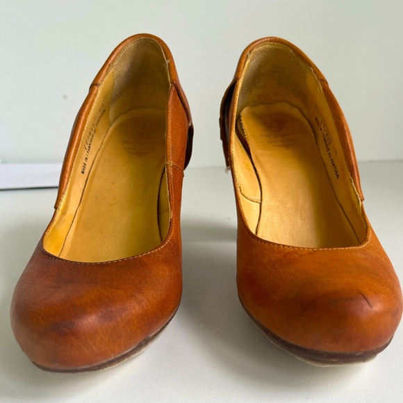 Prophecy - Italian Leather Heels - Size 9 - Picture 2 of 4